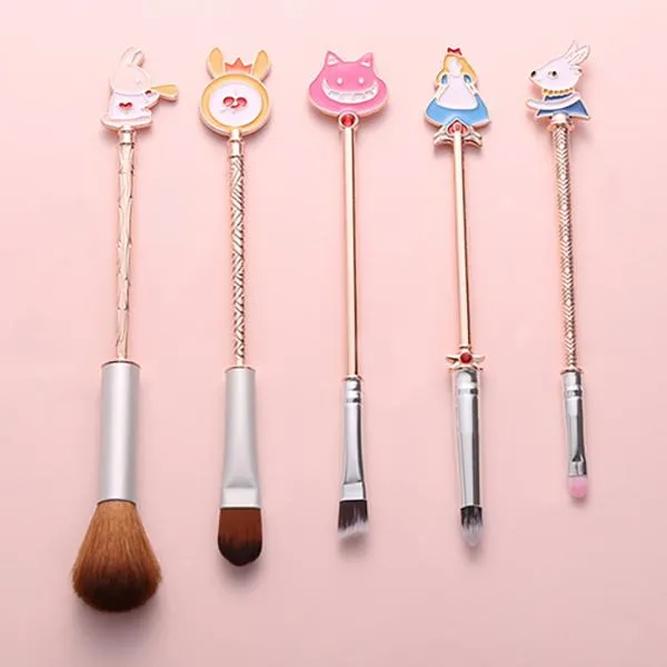 Alice In Wonderland Make-Up Brushes SD00473