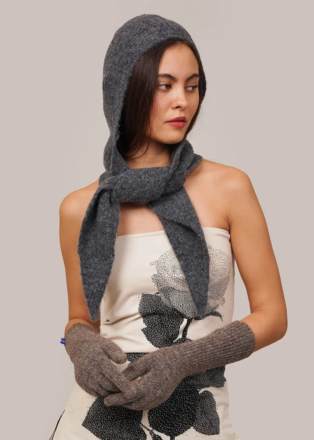 Grey Coucou Scarf