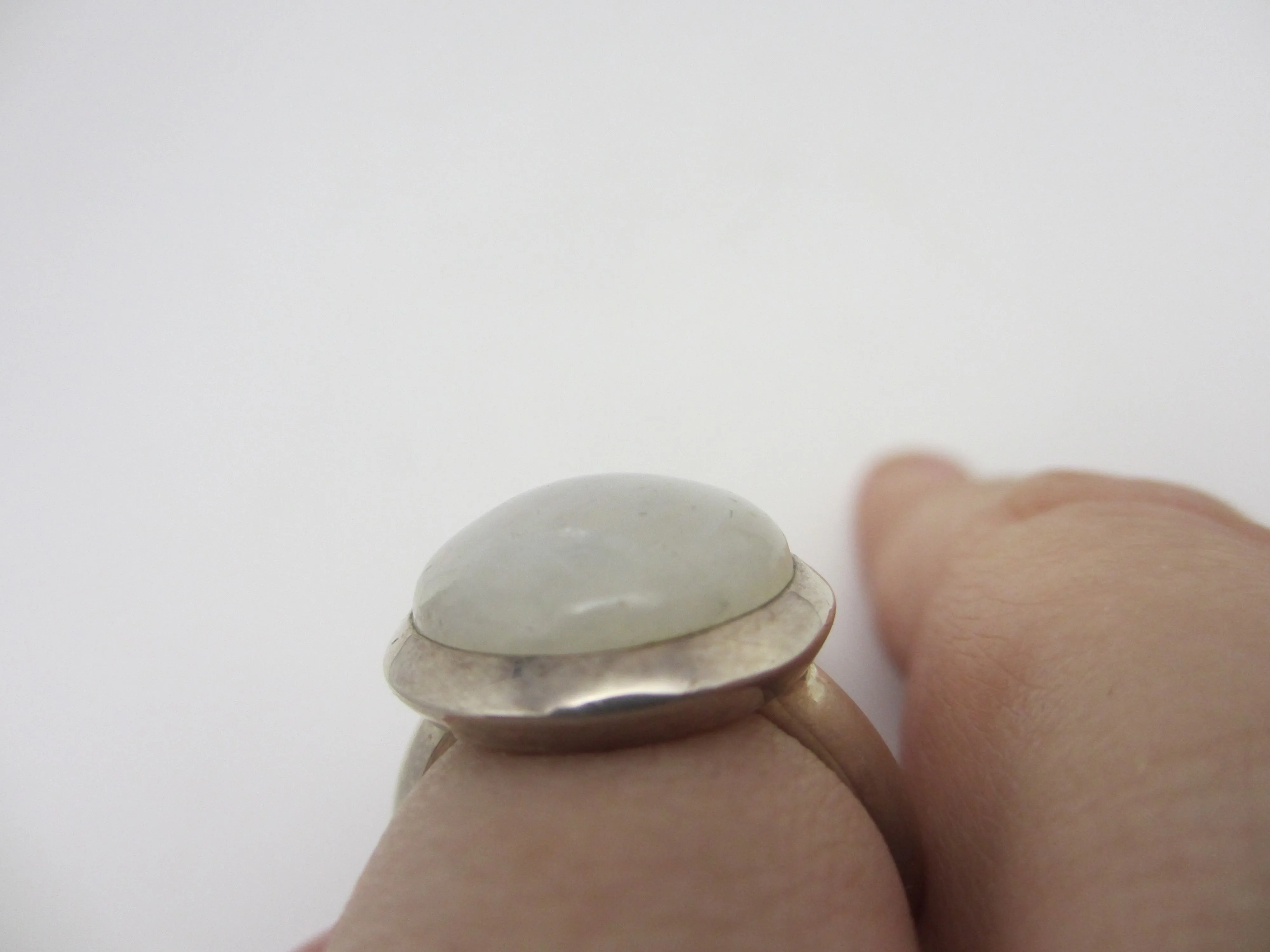 Large Cabochon Moonstone Sterling Silver Ring Vintage c1980