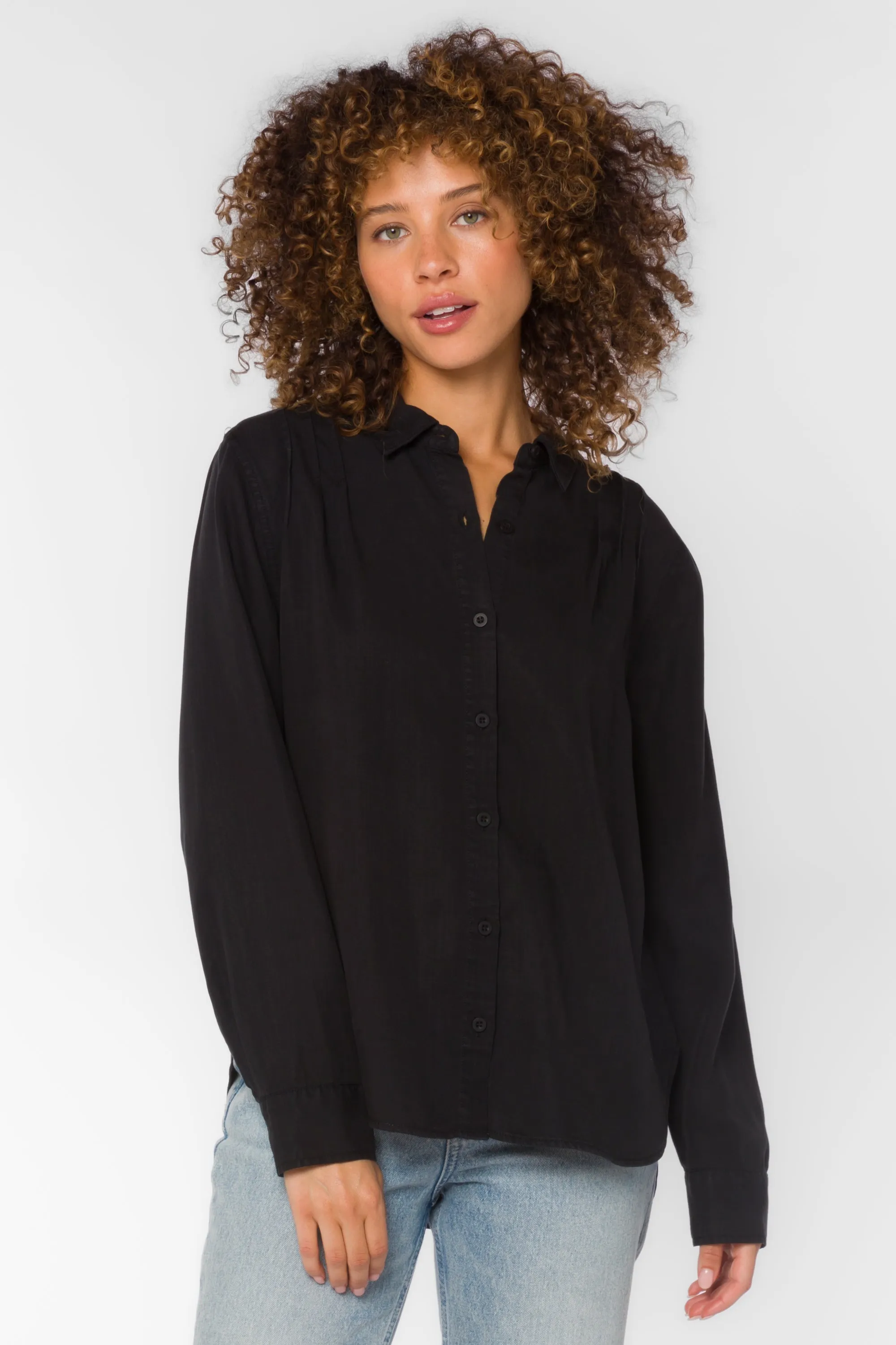 Leah Black Blouse