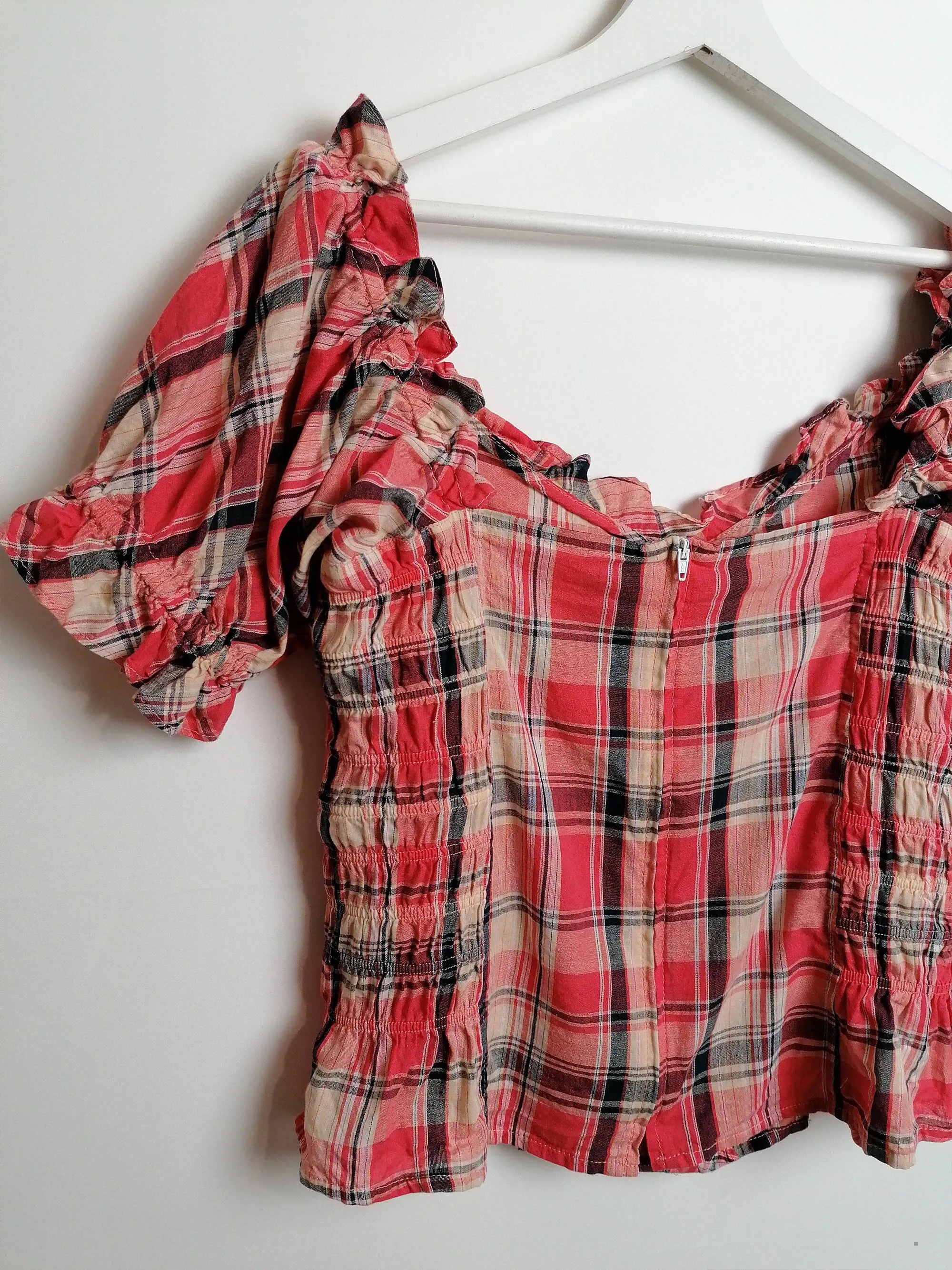 Peasant Style Puffy Blouse Plaid Check Pattern - size L