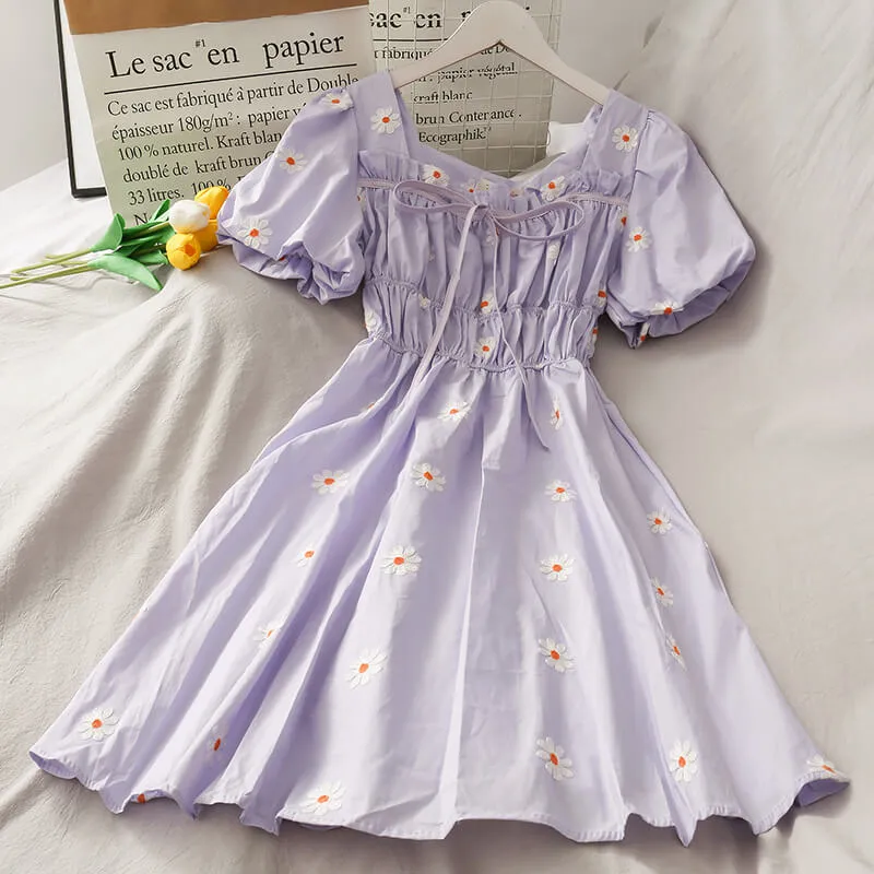 SWEET DAISY EMBROIDERY BESTIE DRESS BY61502