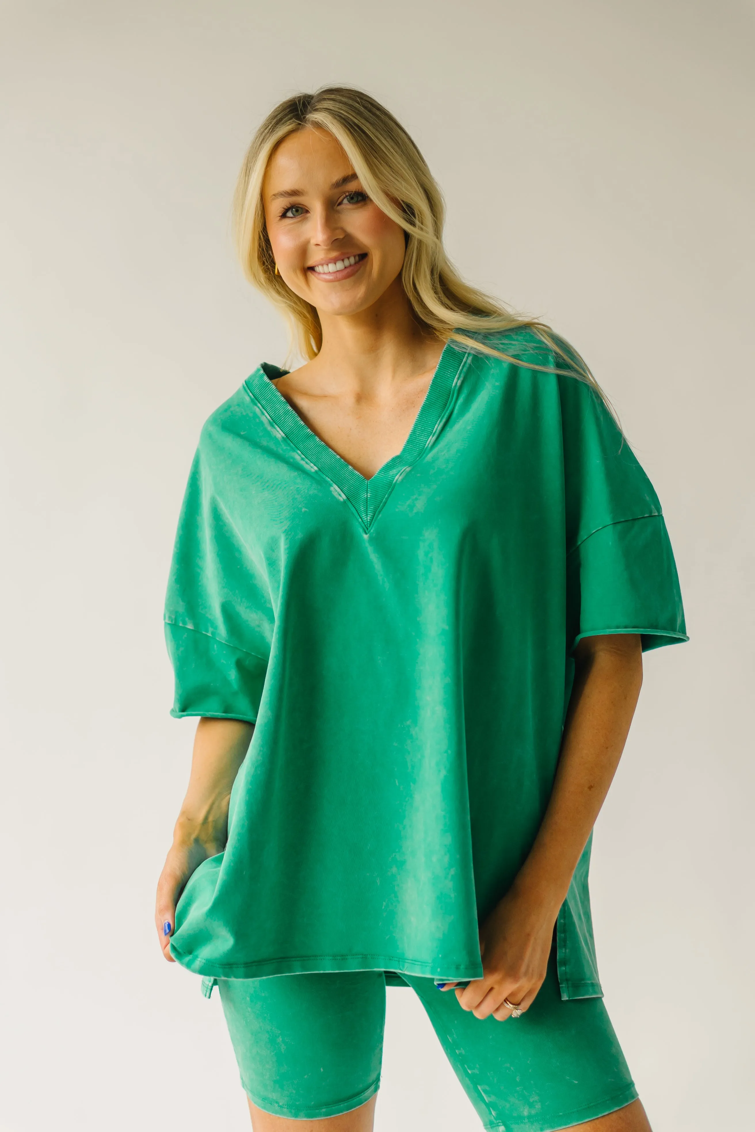 The Kynaston V-Neck Drop Sleeve Tee in Kelly Green