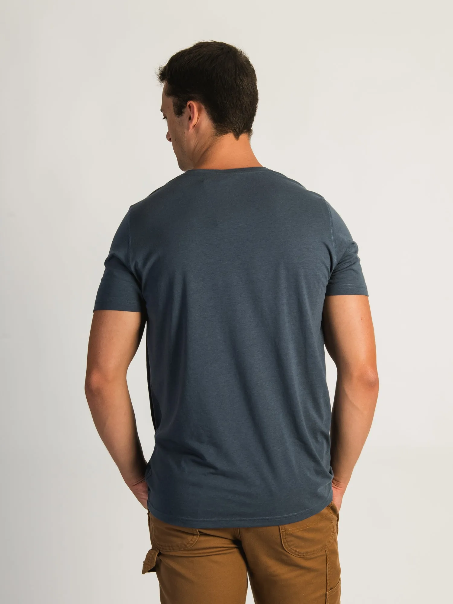 VICTOR V-NECK TEE - INK